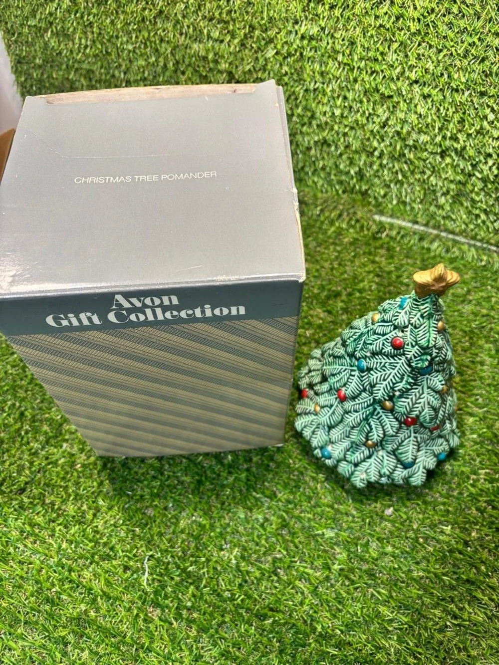 Avon Gift Collection Ceramic Christmas Tree Pomander with Original Box Brazil